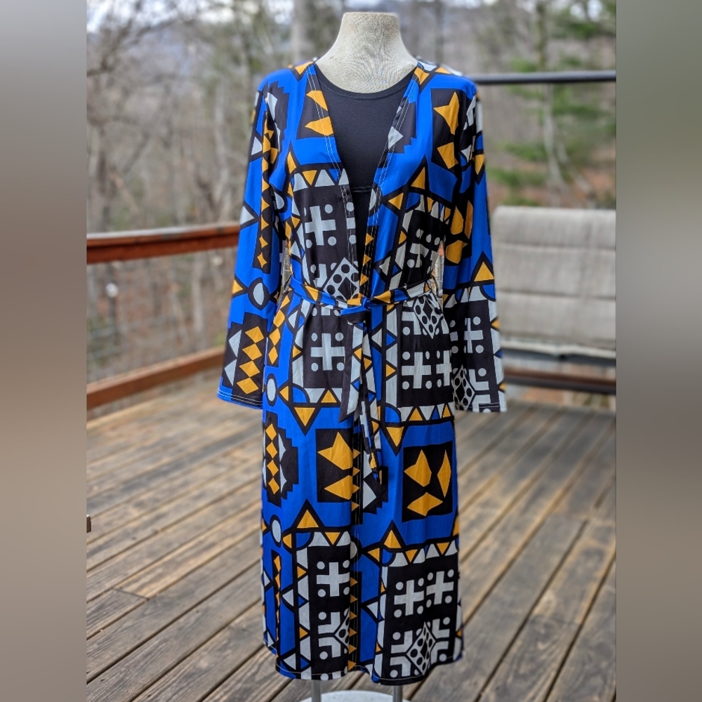 Geometric Print Open Front Robe With Pockets - Picture 2 of 6